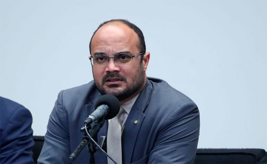 Comissão aprovou substitutivo do relator, deputado Capitão Alden (PL-BA) - Fonte: Bruno Spada/Câmara dos Deputados