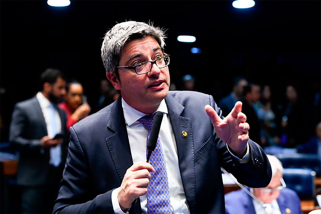 Projeto de lei foi proposto pelo senador Carlos Portinho (PL-RJ) - Foto: Marcos Oliveira/Agência Senado