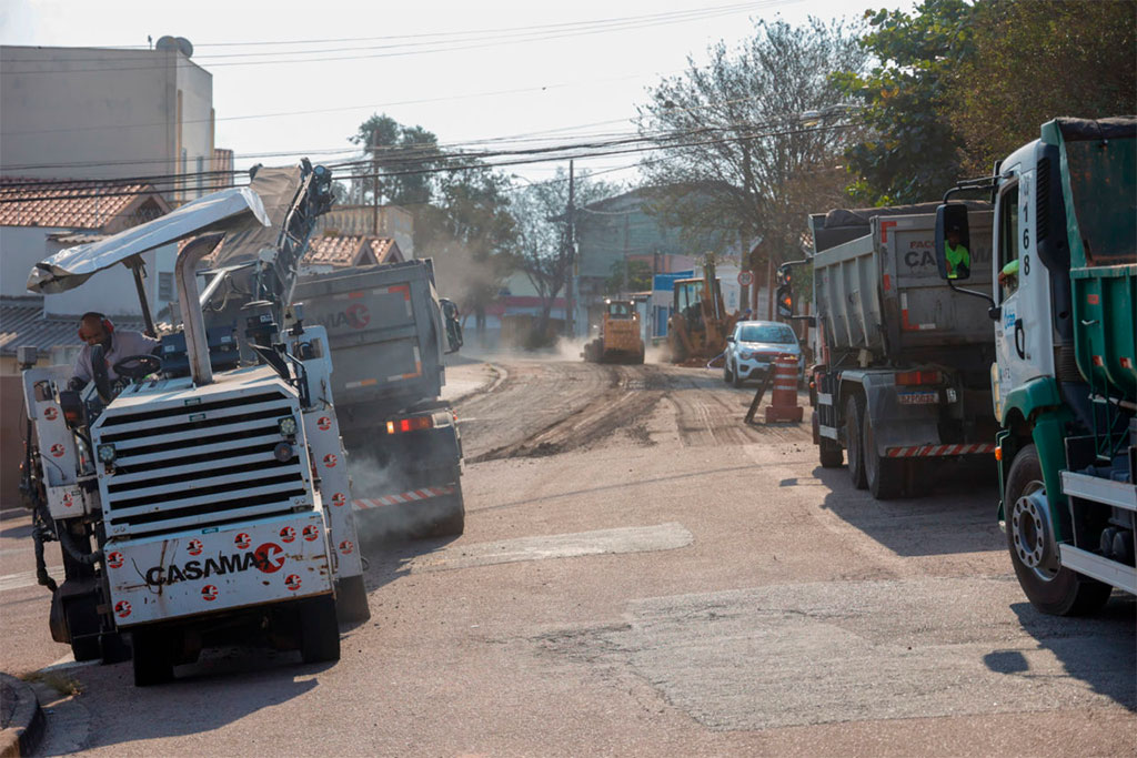 Rua Eduardo Baialuna, no Jardim Tamoio, também recebe intervenção - Foto: PMJ