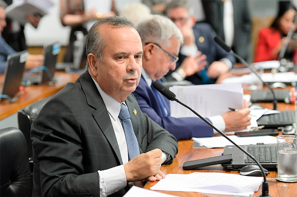 O senador Rogerio Marinho (PL-RN) foi o relator da matéria, que agora segue para a Câmara dos Deputados – Foto: Saulo Cruz/Agência Senado