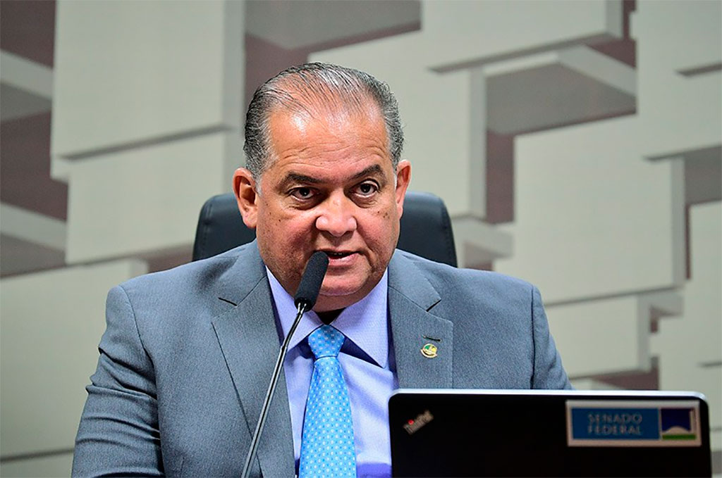 O senador Eduardo Gomes (PL-TO) é o presidente da CCDD – Foto: Pedro França/Agência Senado