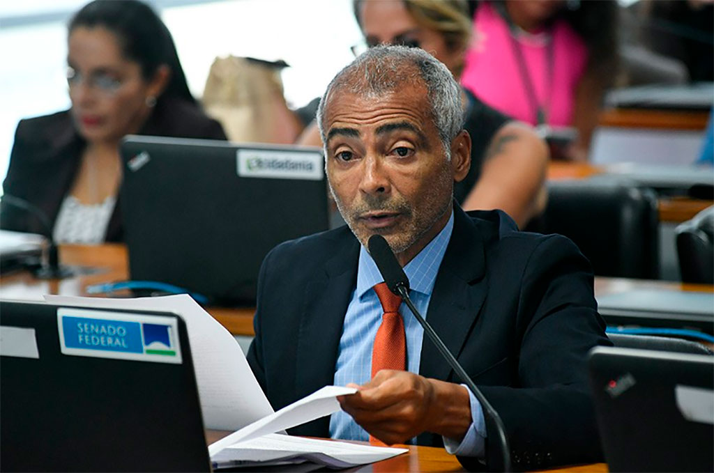 Relator, Romário defendeu a aprovação do projeto - Jefferson Rudy/Agência Senado