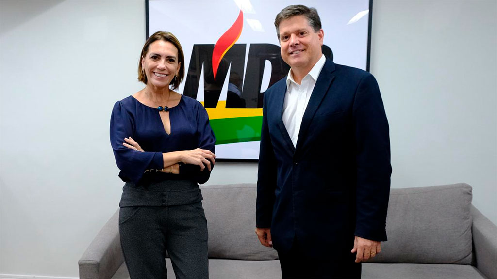 Deputada federal Rosana Valle (PL-SP) e o presidente nacional do MDB, deputado federal Baleia Rossi Foto: Assessoria de Imprensa • Fiamini - Soluções Integradas em Comunicação