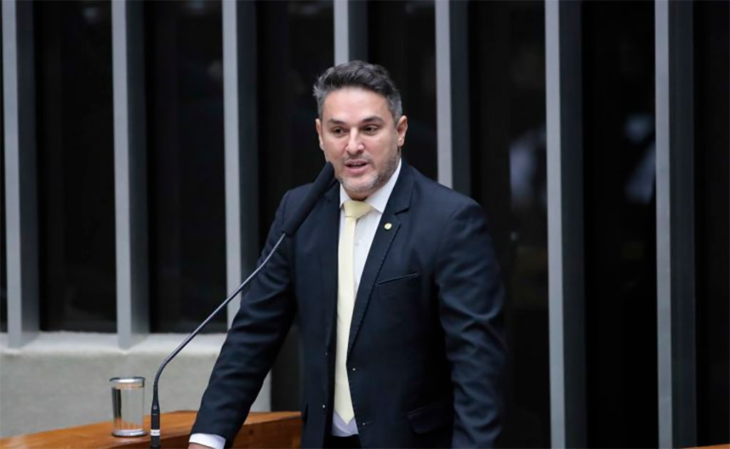Deputado Zucco (PL-RS), autor da proposta, as mulheres encontram na vida concreta uma sociedade desigual – Foto: Bruno Spada/Câmara dos Deputados
