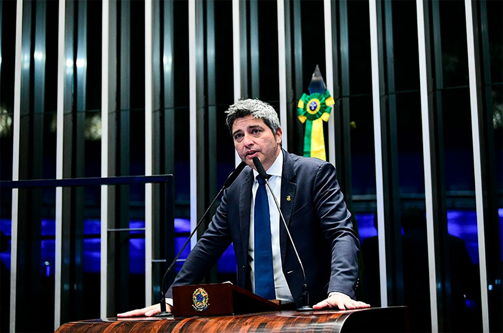 O senador Carlos Portinho (PL-RJ) foi o relator da matéria – Foto: Pedro França/Agência Senado