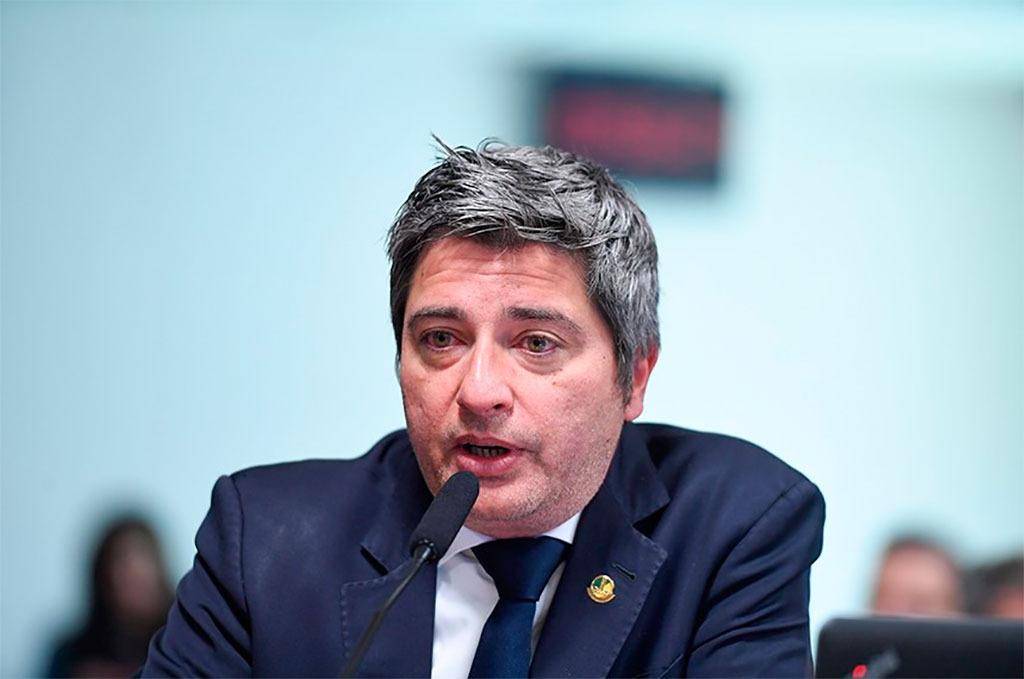O relatório de Carlos Portinho foi favorável ao projeto de Veneziano Vital do Rêgo - Foto: Edilson Rodrigues/Agência Senado