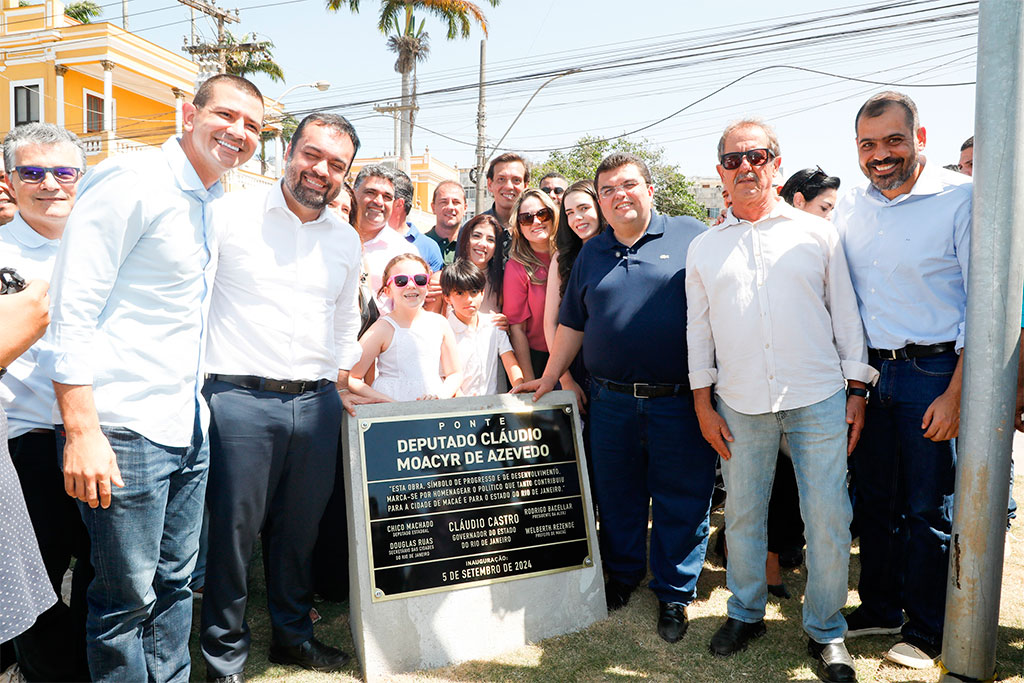 Governador Cláudio Castro (PL-RJ) durante a inauguração da Ponte Deputado Cláudio Moacyr de Azevedo, que liga o centro da cidade ao bairro Barra de Macaé – Foto: (Ernesto Carriço)