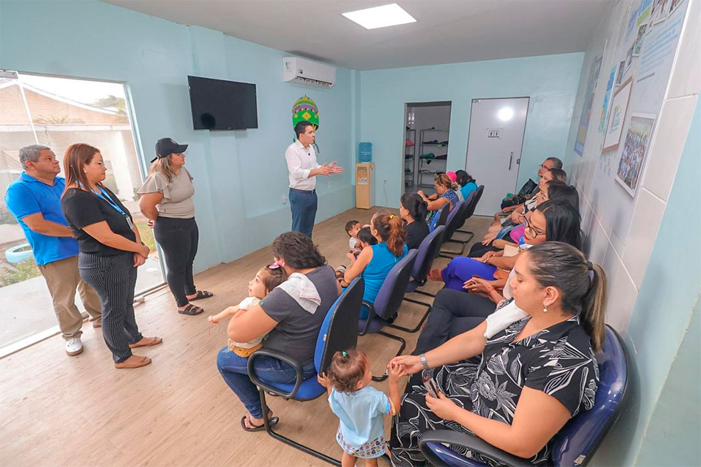 Delegado Péricles entrega R$ 250 mil de emendas à Associação Lar de Vitórias em Manaus - Foto: Assessoria de Comunicação