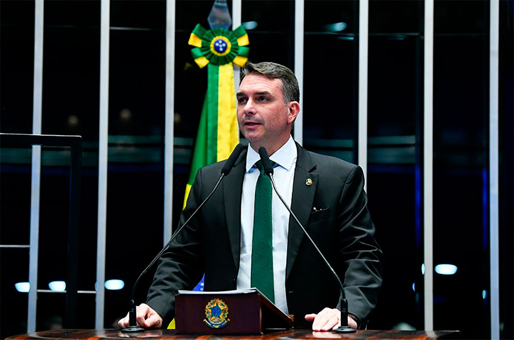 Para o relator, Flávio Bolsonaro, iniciativa garante segurança jurídica e contribui para geração de empregos – Foto: Marcos Oliveira/Agência Senado