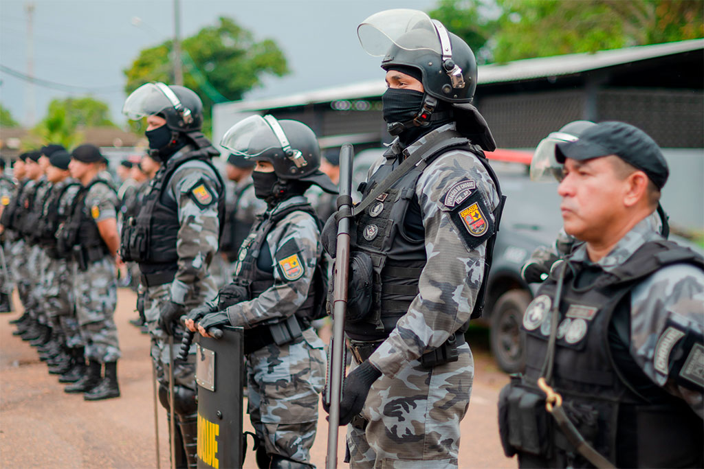 Foto: H. Torres e Olavo Reis