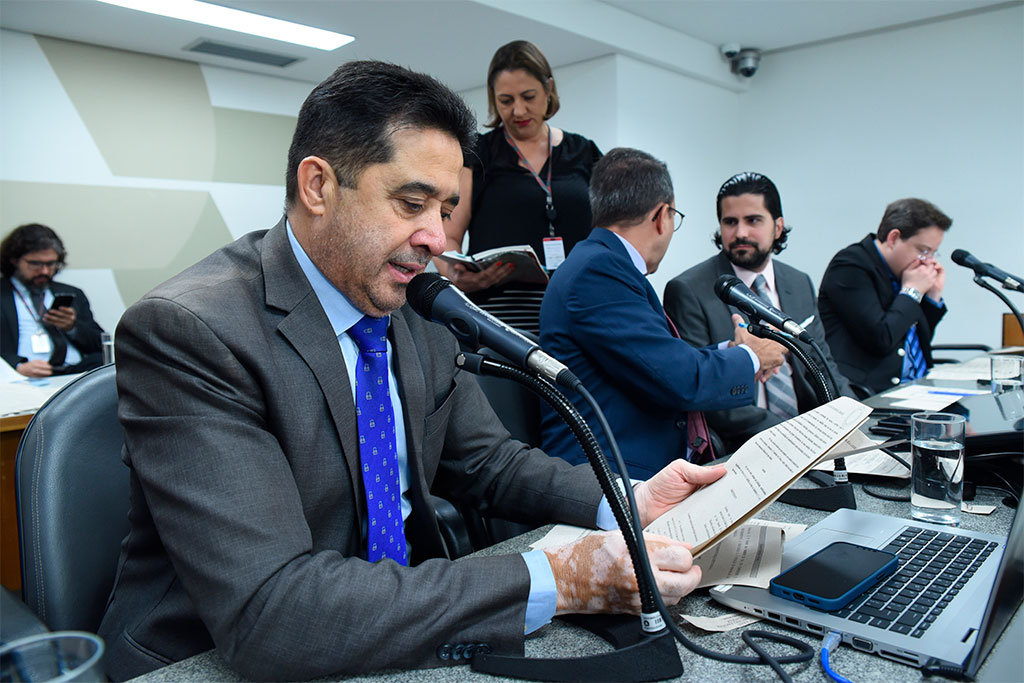 A Comissão de Constituição e Justiça se reuniu nesta terça-feira (24) Álbum de fotos Foto: Guilherme Bergamini