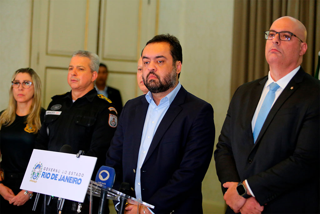 Governador Cláudio Castro (PL-RJ) e representantes das forças de segurança do Rio de Janeiro durante coletiva de imprensa no Palácio Guanabara – Foto: (Philippe Lima)