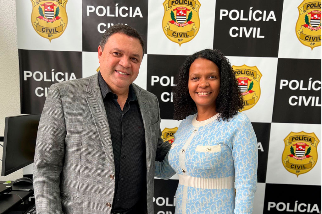 Deputado Marcos Damasio (PL-SP) e a delegada titular das Delegacias de Defesa da Mulher de Suzano e Mogi das Cruzes, Silmara Marcelino - Foto: Da Assessoria do deputado Marcos Damasio