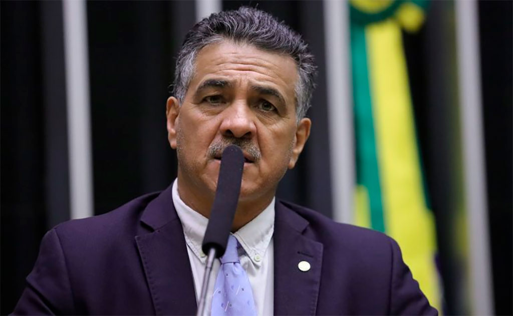 Relator na comissão, o deputado Emidinho Madeira (PL-MG) - Foto: Mário Agra/Câmara dos Deputados
