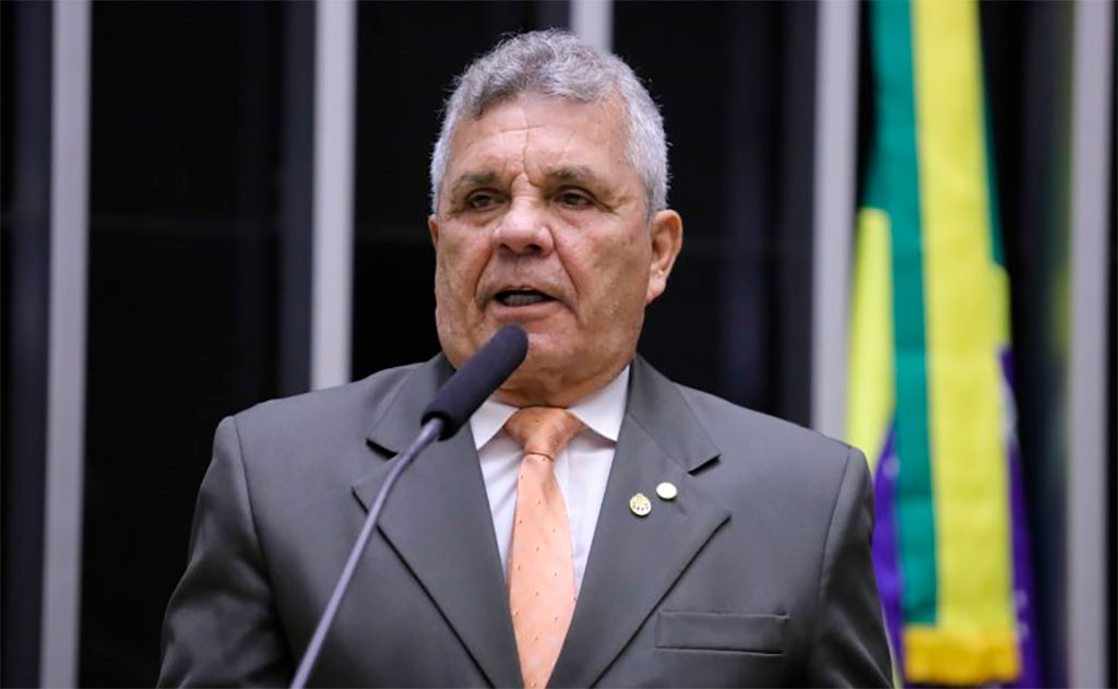 Fraga (PL-DF): "O país vive uma onda de negociações de veículos 'para rodar¨ - Foto: Mario Agra / Câmara dos Deputados