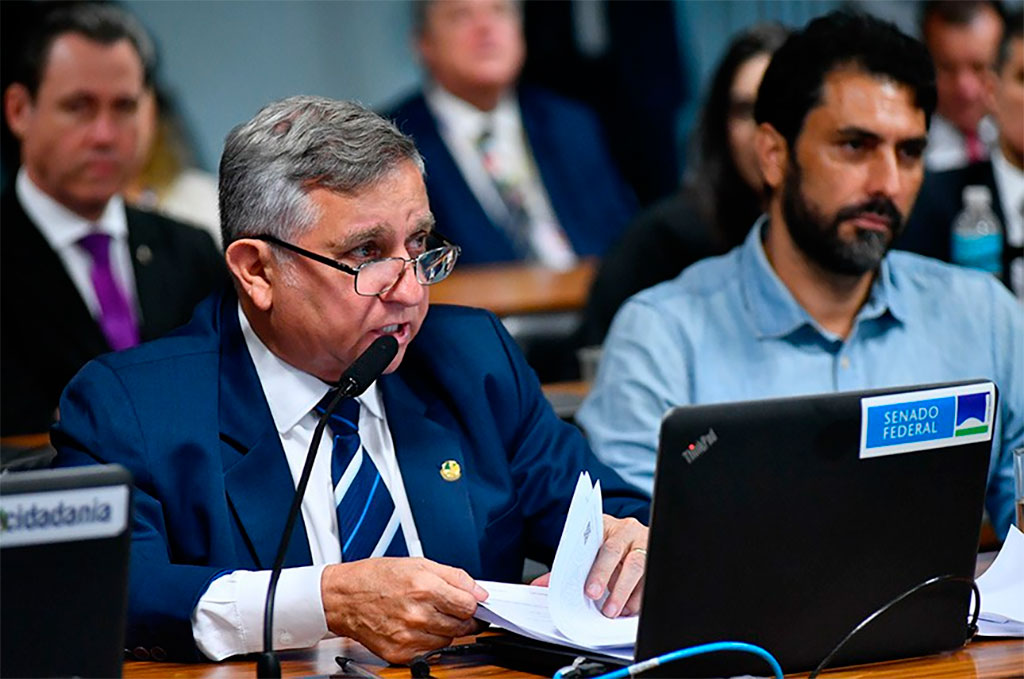 Izalci Lucas (PL-DF) é o autor do projeto que destina 0,04% da arrecadação da loteria à Confederação Brasileira de Games e Esports (CBGE) -Foto: Geraldo Magela/Agência Senado