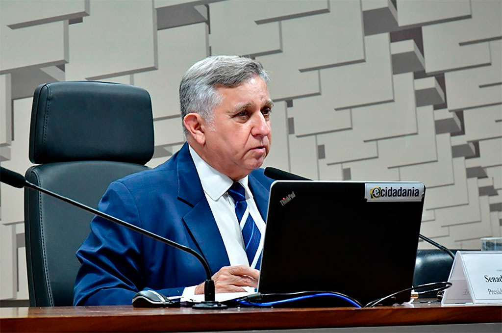 Izalci Lucas (PL-DF) coordena o grupo de trabalho da CAE que analisa a regulamentação da reforma tributária – Foto: Waldemir Barreto/Agência Senado
