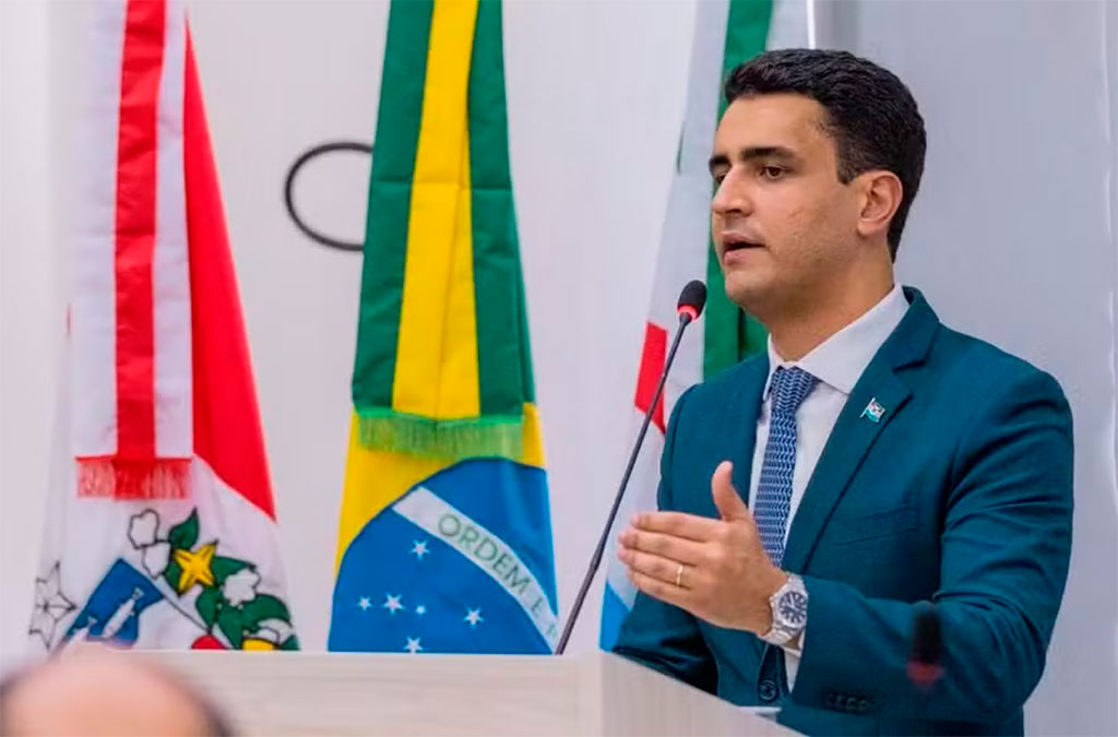 João Henrique Holanda Caldas (PL), mais conhecido como JHC, é natural de Maceió (AL). Formado em Direito, tem 37 anos e é o atual prefeito de Maceió - Foto: SECOM/Prefeitura de Maceió