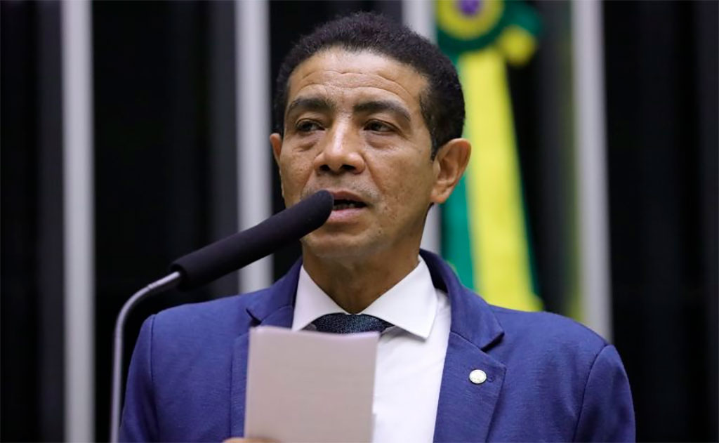Pastor Gil (PL-MA): participantes do programa deverão seguir normas sanitárias – Foto: Mário Agra/Câmara dos Deputados