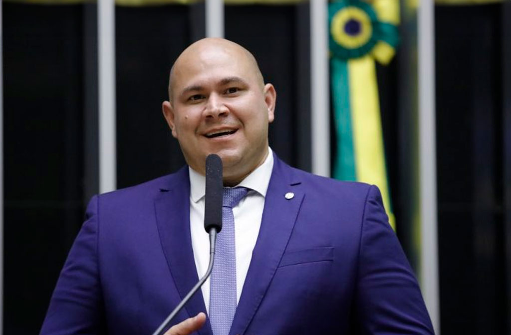 Abilio Brunini (PL-MT) recomendou a aprovação da proposta – Foto: Mário Agra/Câmara dos Deputados