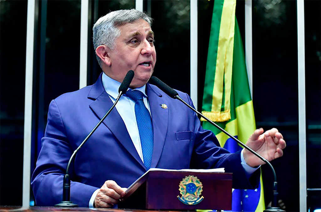 Senador Izalci Lucas (PL-DF) criticou os Três Poderes por omissão e contribuição para a corrupção – Foto: Waldemir Barreto/Agência Senado