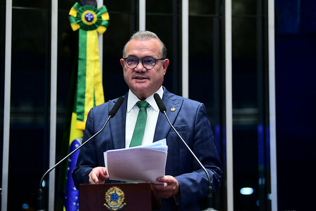 Em discurso, à tribuna, senador Wellington Fagundes (PL-MT) - Foto: Pedro França/Agência Senado