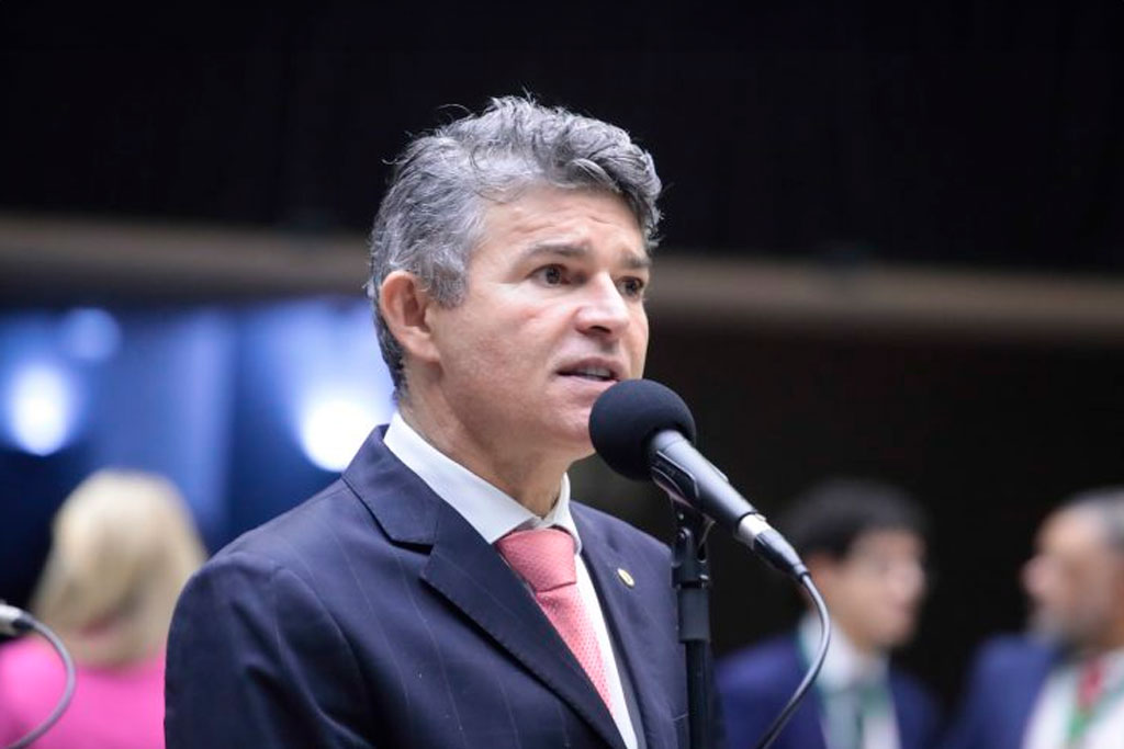 Deputado José Medeiros (PL-MT): medida reforça credibilidade do processo eleitoral brasileiro – Foto: Bruno Spada/Câmara dos Deputados