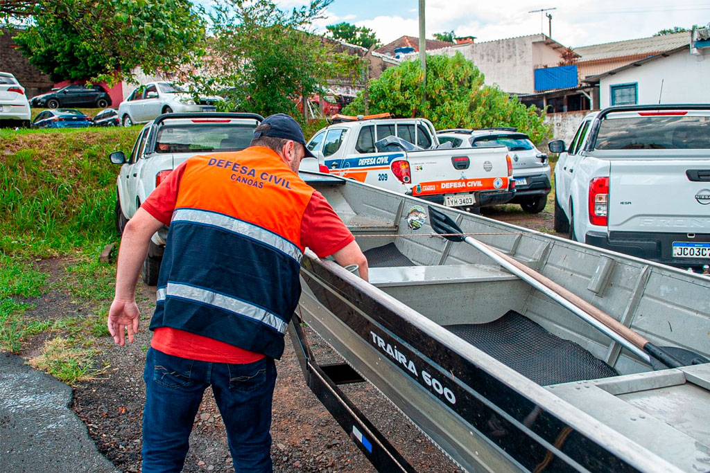 Prefeito Airton Souza (PL-RS), de Canoas/RS, envia ajuda para Itapema/SC após enchentes - Foto; divulgação/Assessoria de Imprensa da prefeitura de Canoas