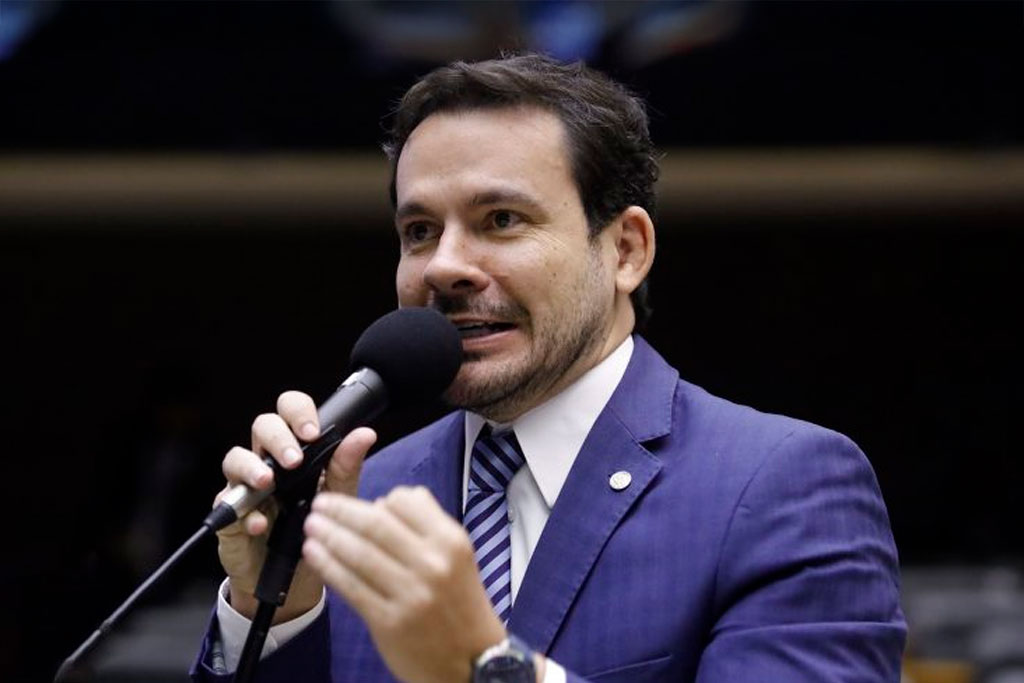 O autor da proposta, deputado Capitão Alberto Neto (PL-AM) – Foto: Mário Agra/Câmara dos Deputados
