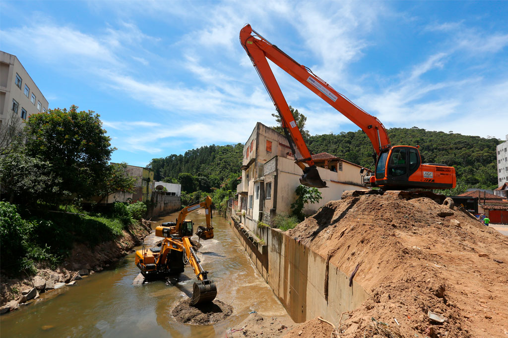 Programa Limpa Rio em Teresópolis, na Região Serrana. Foto: Philippe Lima