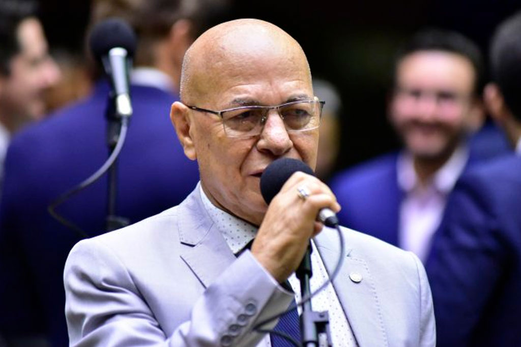 Relator Professor Alcides (PL-GO) defende valorização de mentores na formação docente