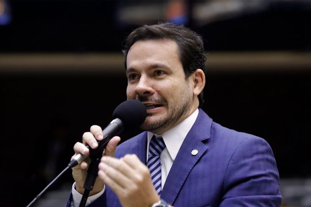 O autor da proposta, deputado Capitão Alberto Neto (PL-AM): falta de suporte médico coloca vida de atletas em risco – Foto: Mario Agra / Câmara dos Deputados