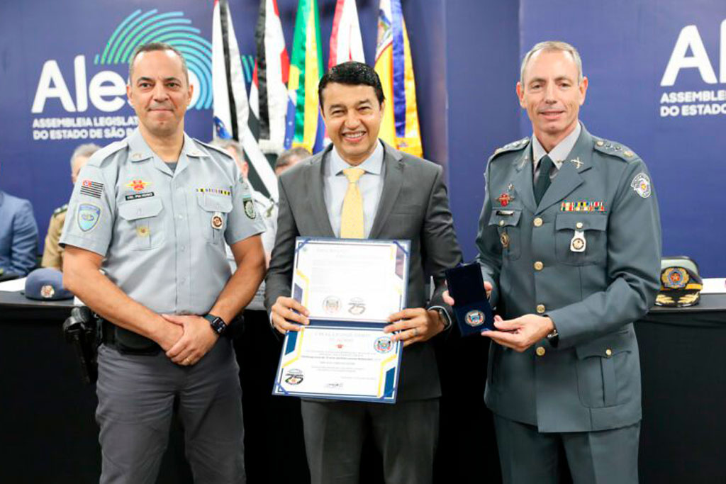 O projeto de Carlos Cezar (PL-SP), motivado por experiência piloto da Polícia Rodoviária, foi apresentado em sessão solene em 13 de junho de 2024 - Foto: divulgação/ALESP