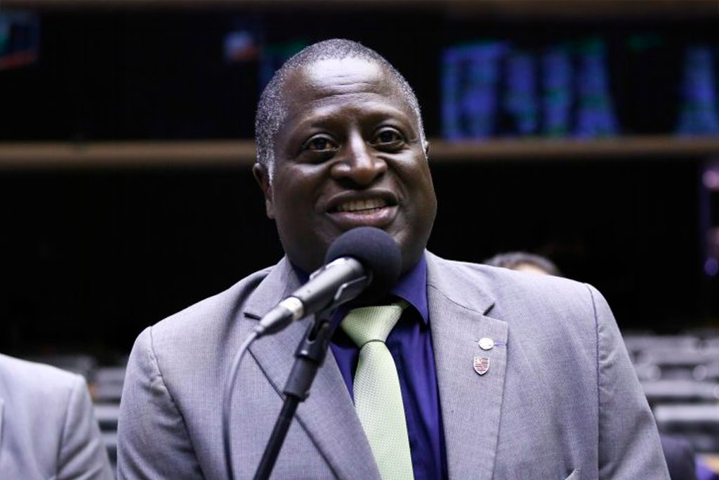 O deputado Helio Lopes (PL-RJ) é o autor da proposta – Foto: Vinicius Loures/Câmara dos Deputados