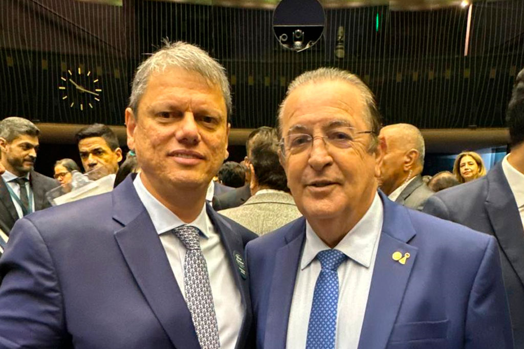 O governador de São Paulo Tarcísio de Freitas e o deputado federal Luiz Carlos Motta (PL-SP) - Foto: divulgação/Agência Câmara de Notícias