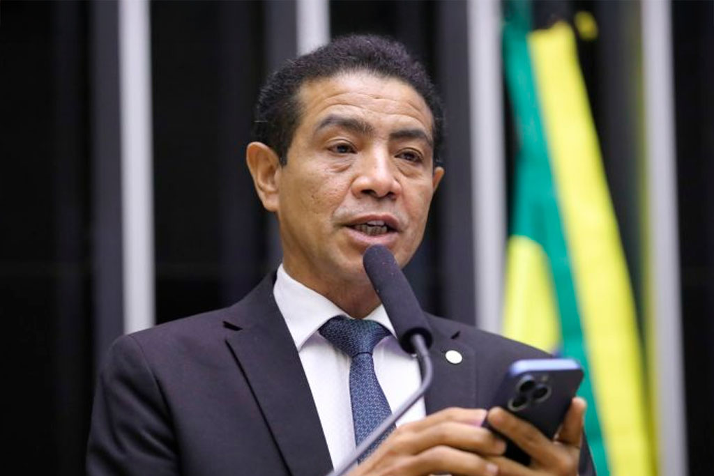 O autor, deputado Pastor Gil (PL-MA): programa brasileiro é inspirado em iniciativa bem-sucedida adotada nos EUA – Foto: Mário Agra / Câmara dos Deputados