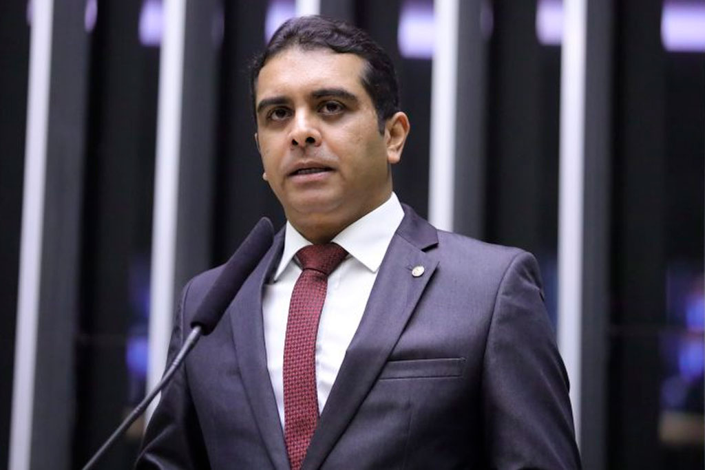 O autor do Projeto, deputado Fernando Rodolfo (PL-PE): o Estado deve usar meios legais para cobrar tributos sem ser abusivo – Foto: Mário Agra/Câmara dos Deputados