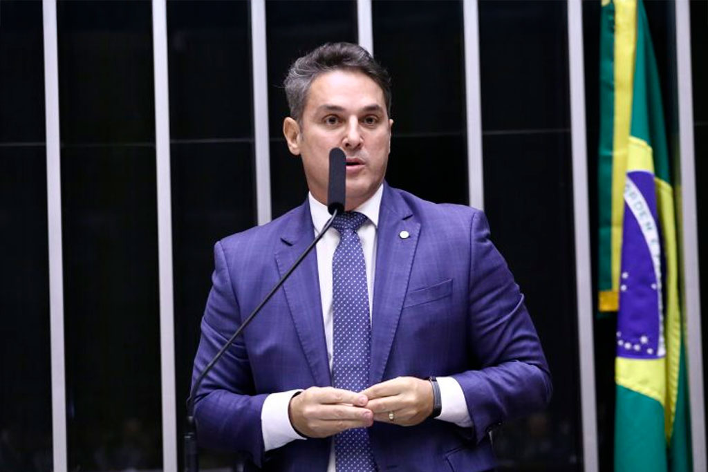 Deputado Zucco (PL-RS): proposta protege a vida e reduz custos públicos com reparação de danos – Foto: Vinicius Loures/Câmara dos Deputados
