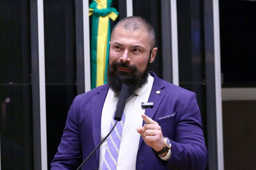 O relator, deputado Delegado Paulo Bilynskyj (PL-SP): medida é uma resposta adequada à reincidência criminal – Foto: Vinicius Loures / Câmara dos Deputados