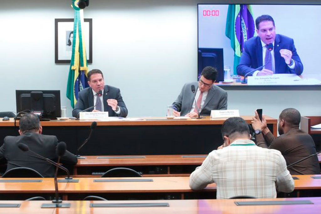 Deputado Delegado Ramagem (PL-RJ): "Quero propor que o que acontece no Rio seja tratado como narcoterrorismo" – Foto: Bruno Spada/Câmara dos Deputados
