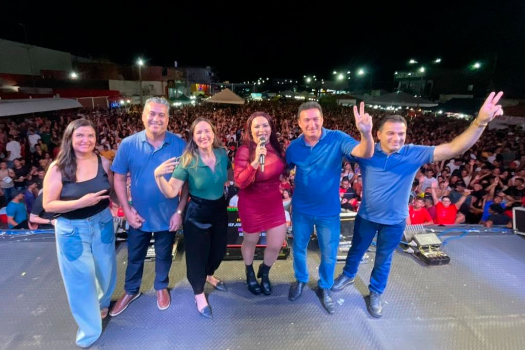 Deputados federais Josimar Maranhãozinho (PL-MA), Detinha (PL-MA) e Pastor Gildenemyr (PL-MA) prestigiam encerramento das festividades alusivas aos 87 anos de Tutóia