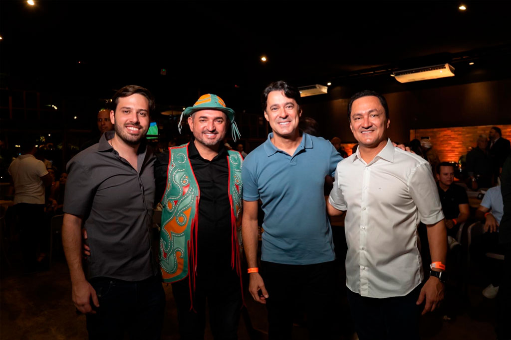 Ao lado do prefeito de Serrita, André e Anderson Ferreira participaram do lançamento da Festa do Jacó - Foto: Thiago Malheiros