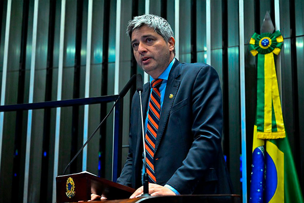 Relator, Carlos Portinho (PL-SC) apresentou texto alternativo à versão original, incluindo possibilidades restritas de divulgação - Foto: Waldemir Barreto/Agência Senado