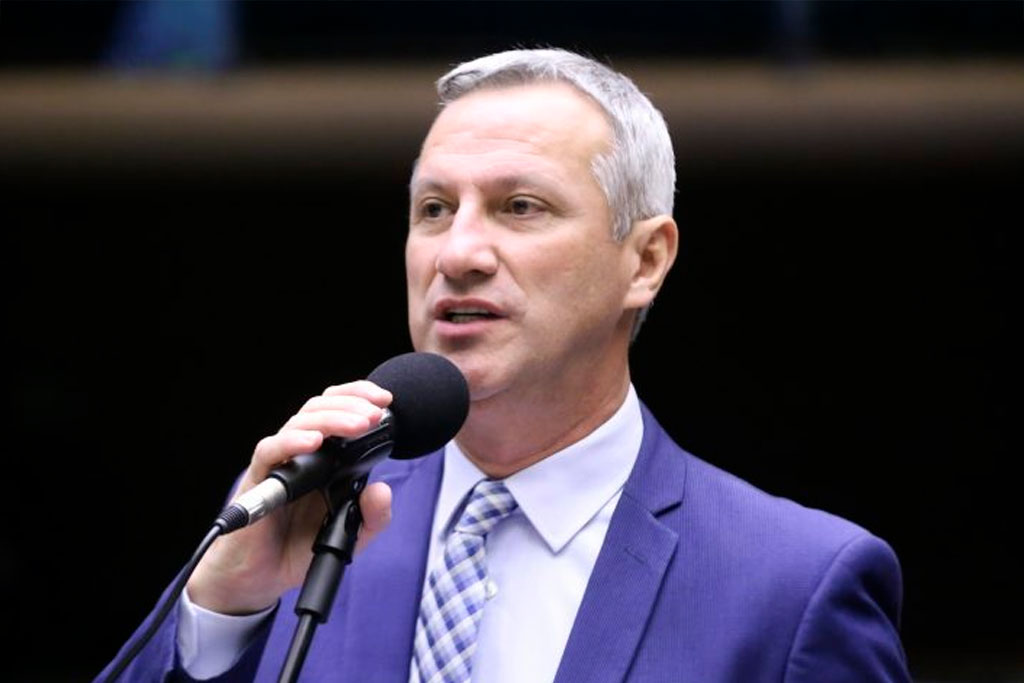 O relator, deputado Sanderson (PL-RS) recomendou aprovar a proposta