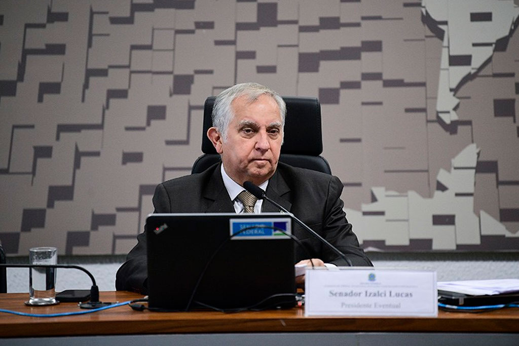 O senador Izalci Lucas (PL-DF) é relator do projeto – Foto: Pedro França/Agência Senado