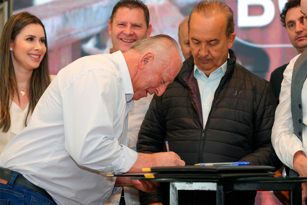 Deputado Oscar Gutz (PL-SC) e o governador Jorginho Mello (PL-SC) – Foto: divulgação/Agência ALESC