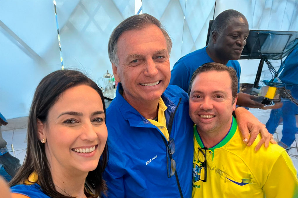 Ao lado de Bolsonaro, Rodolfo e Gianni Nogueira participaram de mais um ato na Paulista por liberdade - Foto: divulgação/Assessoria de Imprensa da Vice-prefeita