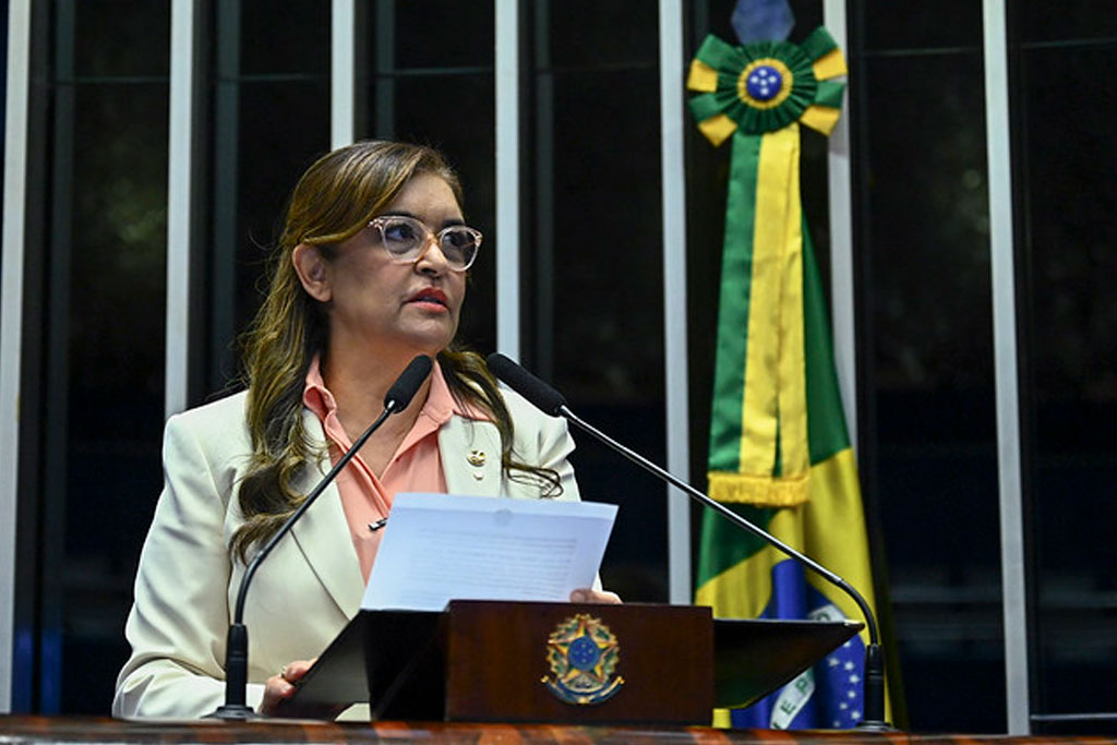 Em discurso, à tribuna, senadora Dra. Eudócia (PL-AL) - Foto: Andressa Anholete/Agência Senado