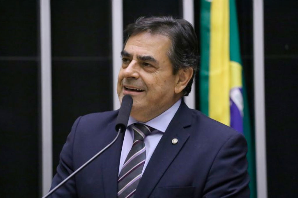 O relator da proposta, deputado Domingos Sávio (PL-MG), - Foto: Kayo Magalhães / Câmara dos Deputados