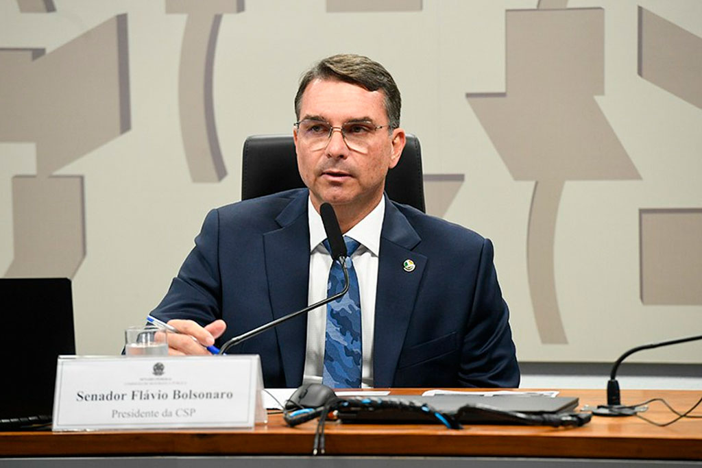 Presidente da Comissão de Segurança Pública, o senador Flávio Bolsonaro (PL-RJ) é relator do projeto – Foto: Jefferson Rudy/Agência Senado